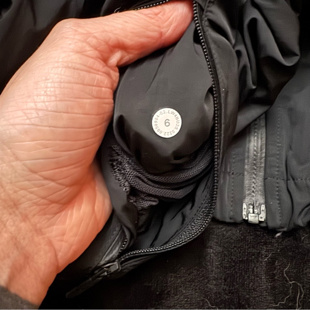 Black Lululemon windbreaker Hooded Jacket - Picture 4 of 4